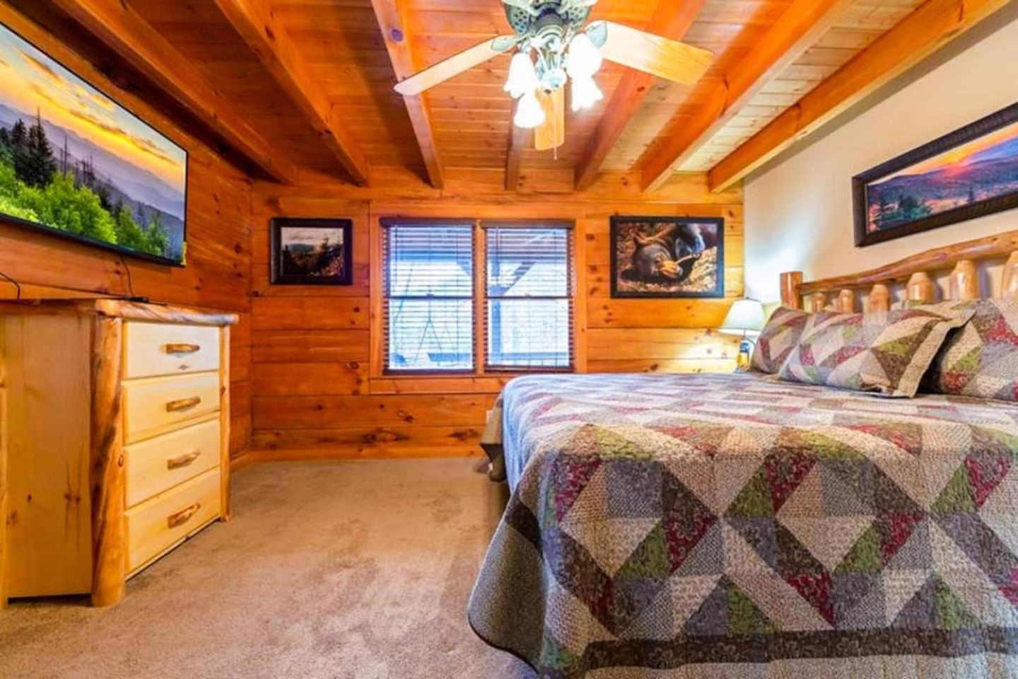 Pigeonforge Cabin Game Roomdog Friendlyhot Tub Pigeon Forge Eksteriør billede