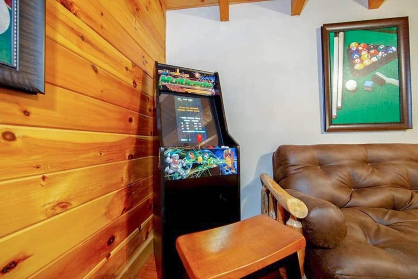 Pigeonforge Cabin Game Roomdog Friendlyhot Tub Pigeon Forge Eksteriør billede