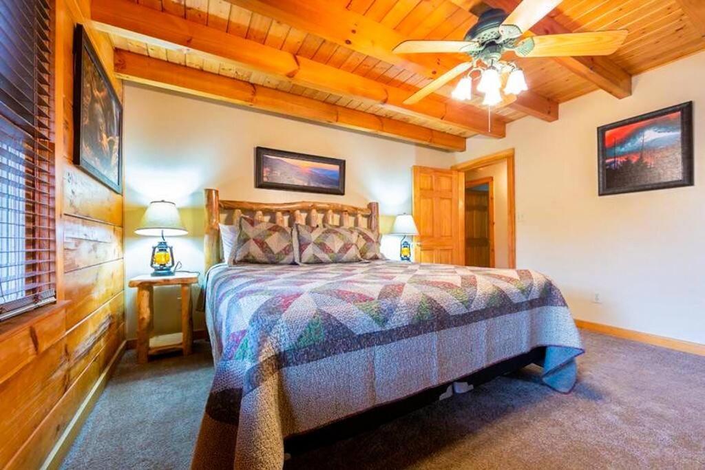 Pigeonforge Cabin Game Roomdog Friendlyhot Tub Pigeon Forge Eksteriør billede