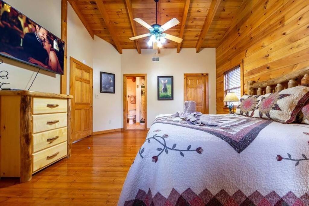 Pigeonforge Cabin Game Roomdog Friendlyhot Tub Pigeon Forge Eksteriør billede